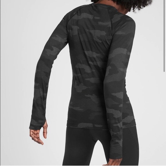 ATHLETA black camo Speedlight long sleeve top - Picture 2 of 5